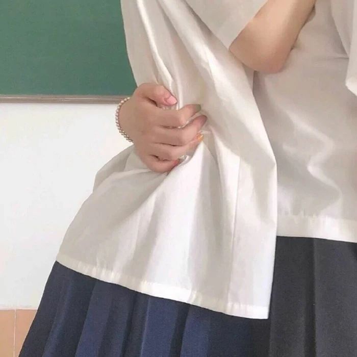 闺蜜头像真人不露脸两人一人一半,闺蜜头像霸气冷酷2人