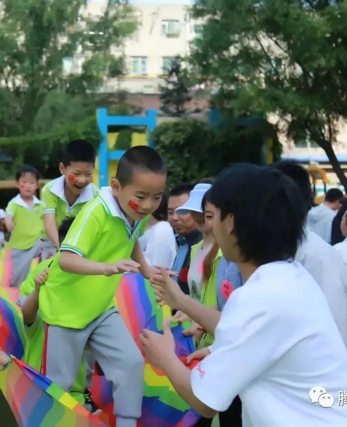幼儿园我是小红军重走长征路游戏,小班重走长征路闯关游戏