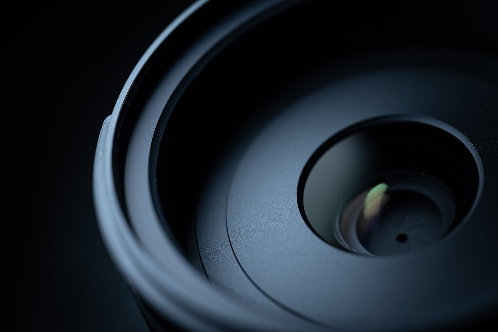 腾龙24mmf2.8全画幅广角微单镜头,腾龙352.8索尼镜头