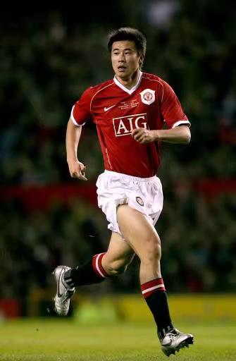 经历辉煌走过低谷,中国足球4位最成功的留洋球员