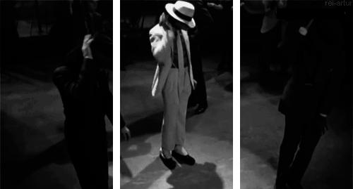 1983年迈克尔杰克逊日本演唱会,迈克尔杰克逊blackorwhite1992年彩排