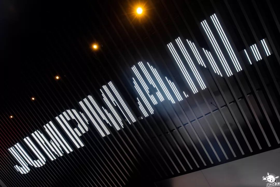 广州最大的AJ旗舰店来了!独栋双层,还有24款限量球鞋...