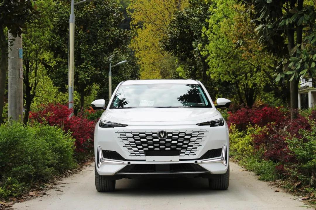 长安uni-k油耗在哪显示,长安uni-k四驱耐用么