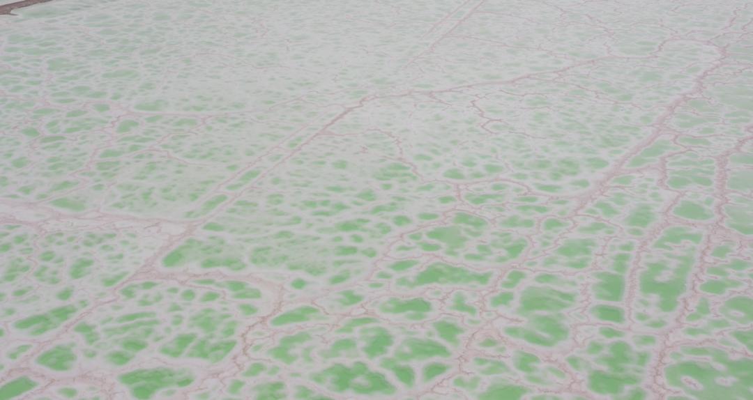 茫崖艾肯泉夏季游攻略,青甘大环线艾肯泉