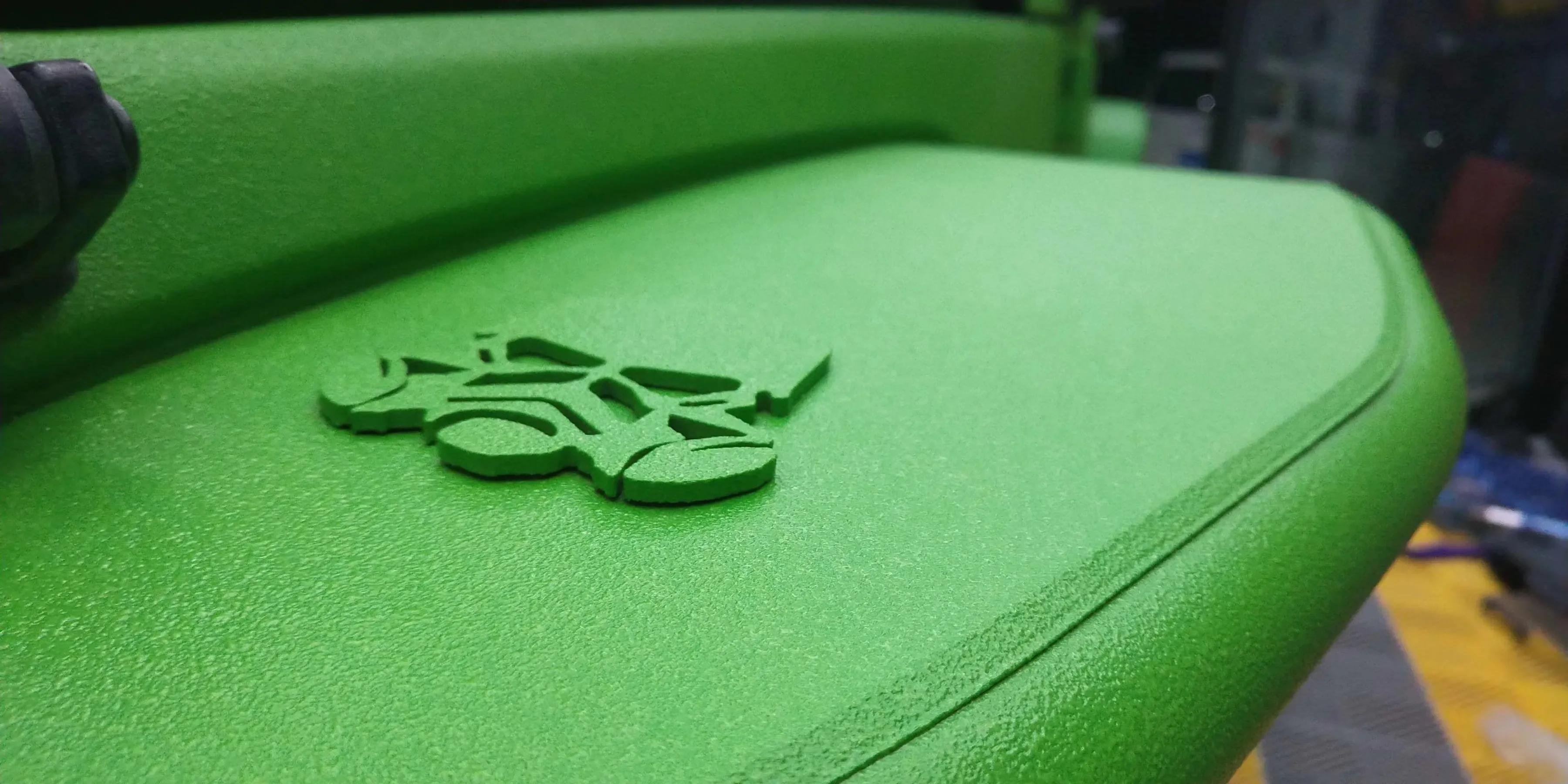 金刚装甲防爆涂层能撞坏吗,坦克300防爆装甲涂层有什么伤害