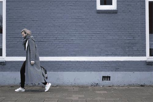 永不过时小白鞋视频,永远不过时经典款鞋