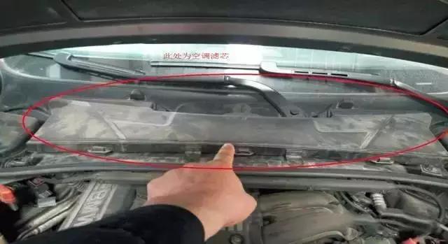 东风标致308的空调滤芯在什么位置,汽车空调滤芯有几个位置