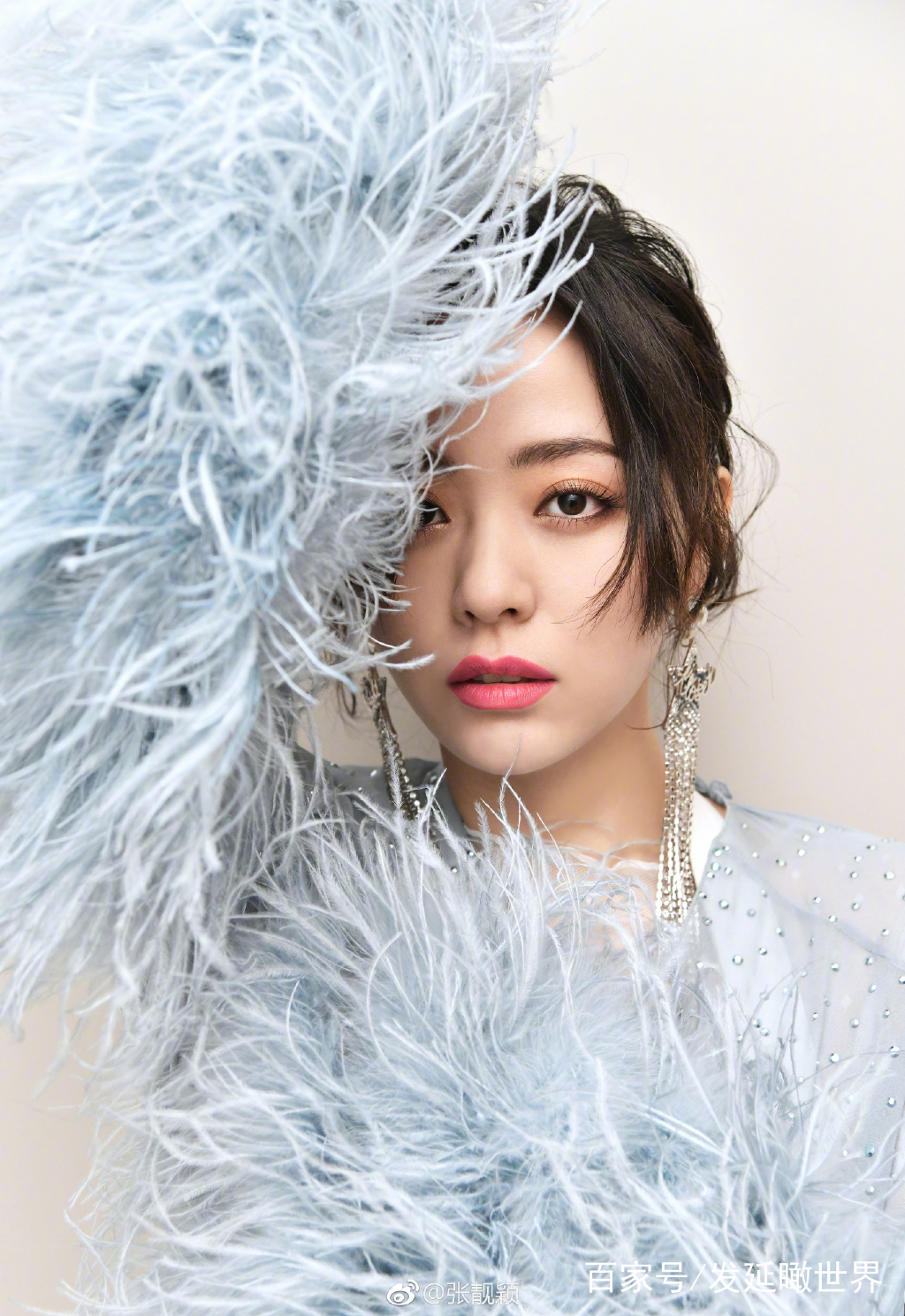 被誉为“海豚公主”，更让王思聪打call的她，却错爱了渣男15年……