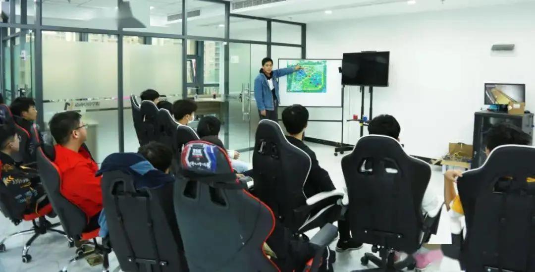 未成年人防沉迷禁令，中职电竞专业还有未来吗？