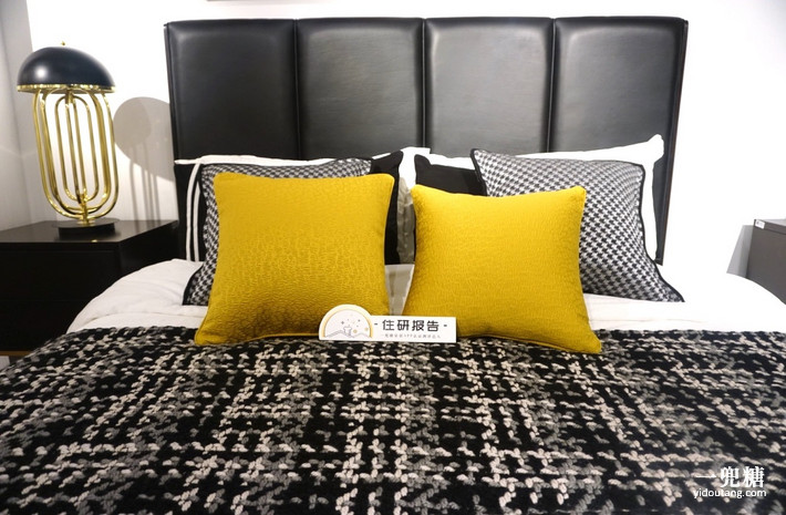 再浓的感情,适合年轻人的轻奢中式实木床