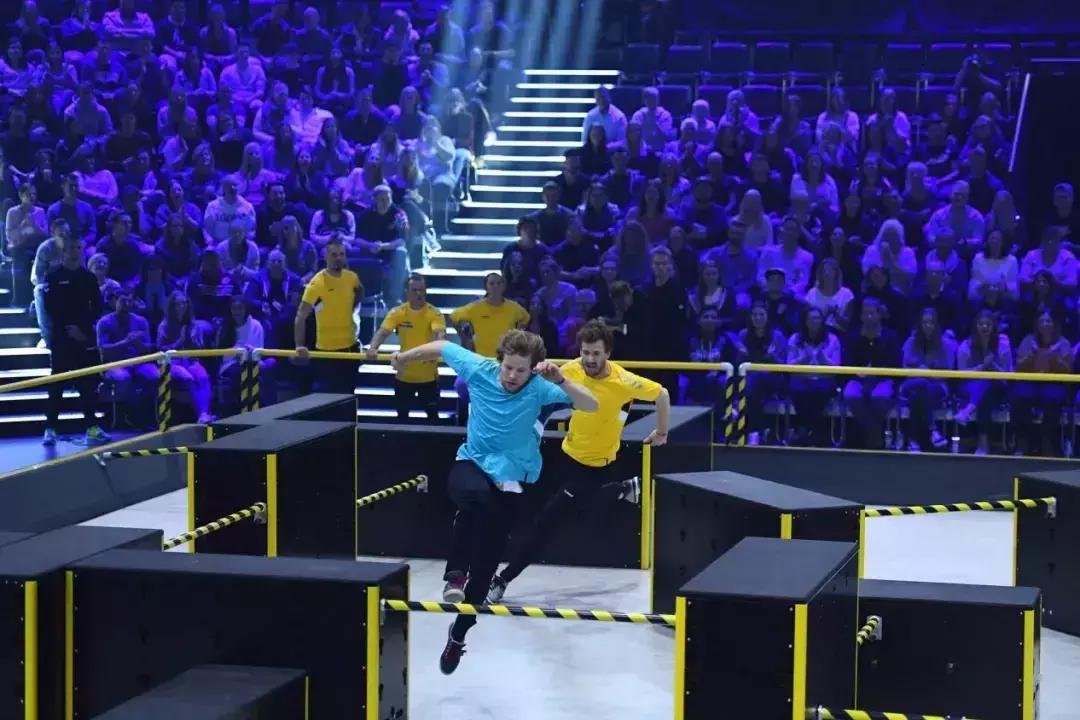 突破5层楼高厚重混凝土、1000磅的墙壁...欧美五大闯关综艺盘点！