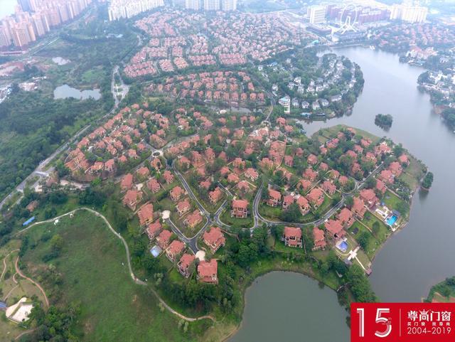 当派丽丰胜遇见尊尚——法式防腐木邂逅现代阳光房