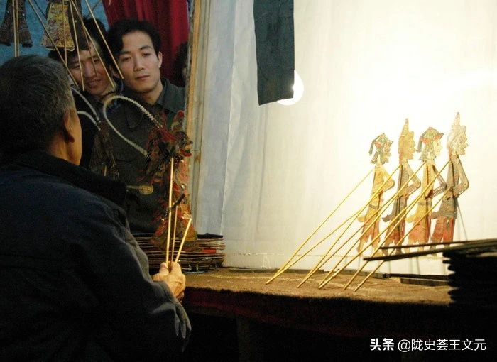 甘肃地方非遗环县老腔道情皮影,甘肃环县窑洞皮影