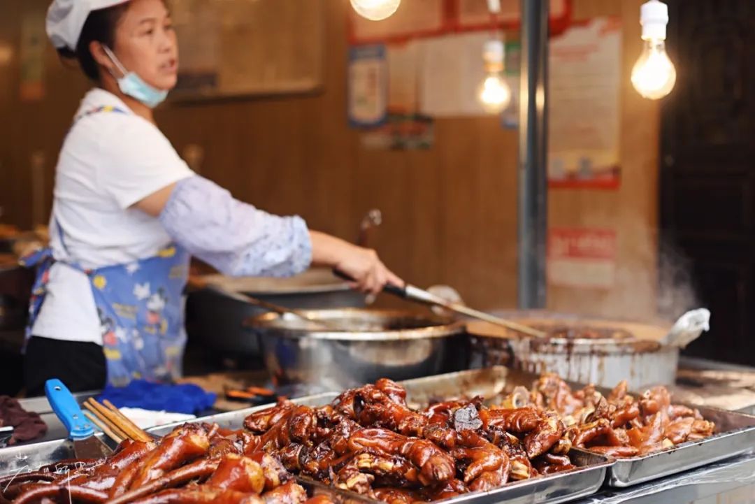 贵阳古镇卤猪蹄,去青岩古镇必吃哪家猪蹄