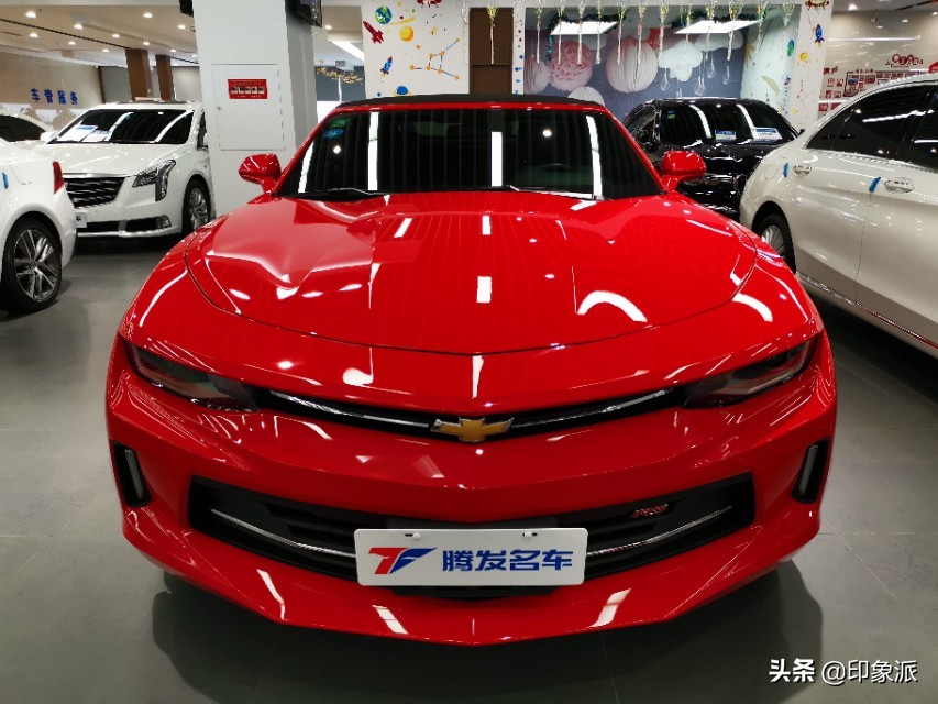 大黄蜂跑车科迈罗敞篷版高配,科迈罗大黄蜂敞篷版噪音大吗