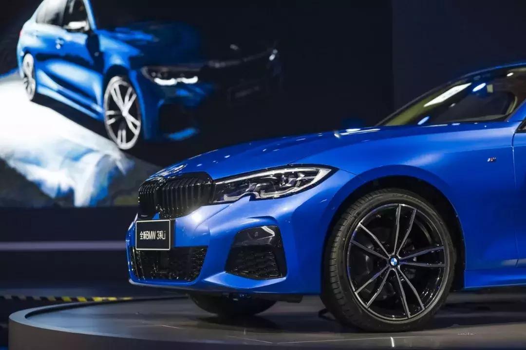 奔驰c级和宝马3系奥迪a4l怎么选,奔驰c级和宝马3系奥迪a4l哪个好