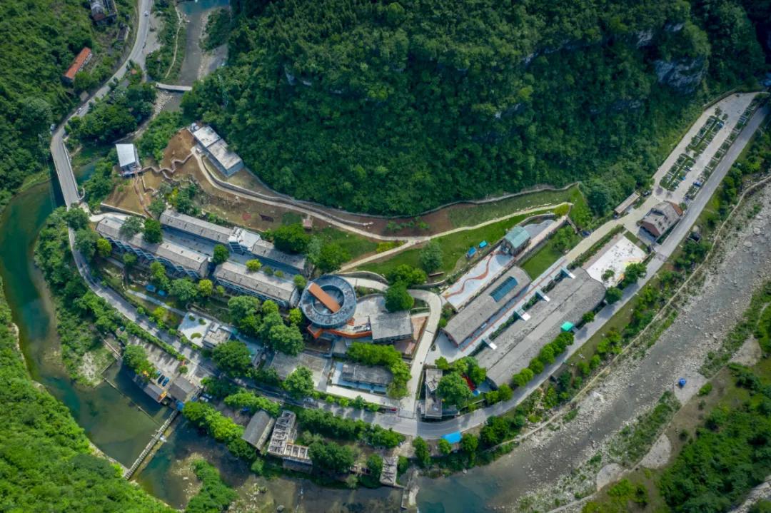 @准新人们，这个周末“喜遇809”主题婚礼秀等你来