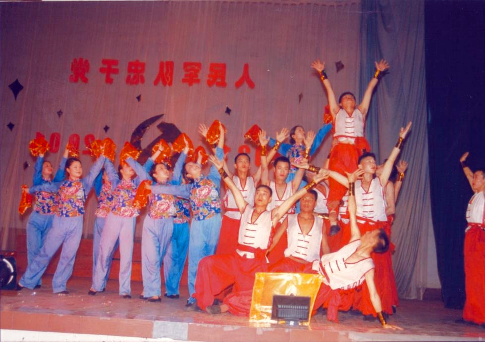 一座有光影又有历史的老厂――四川长征制药厂