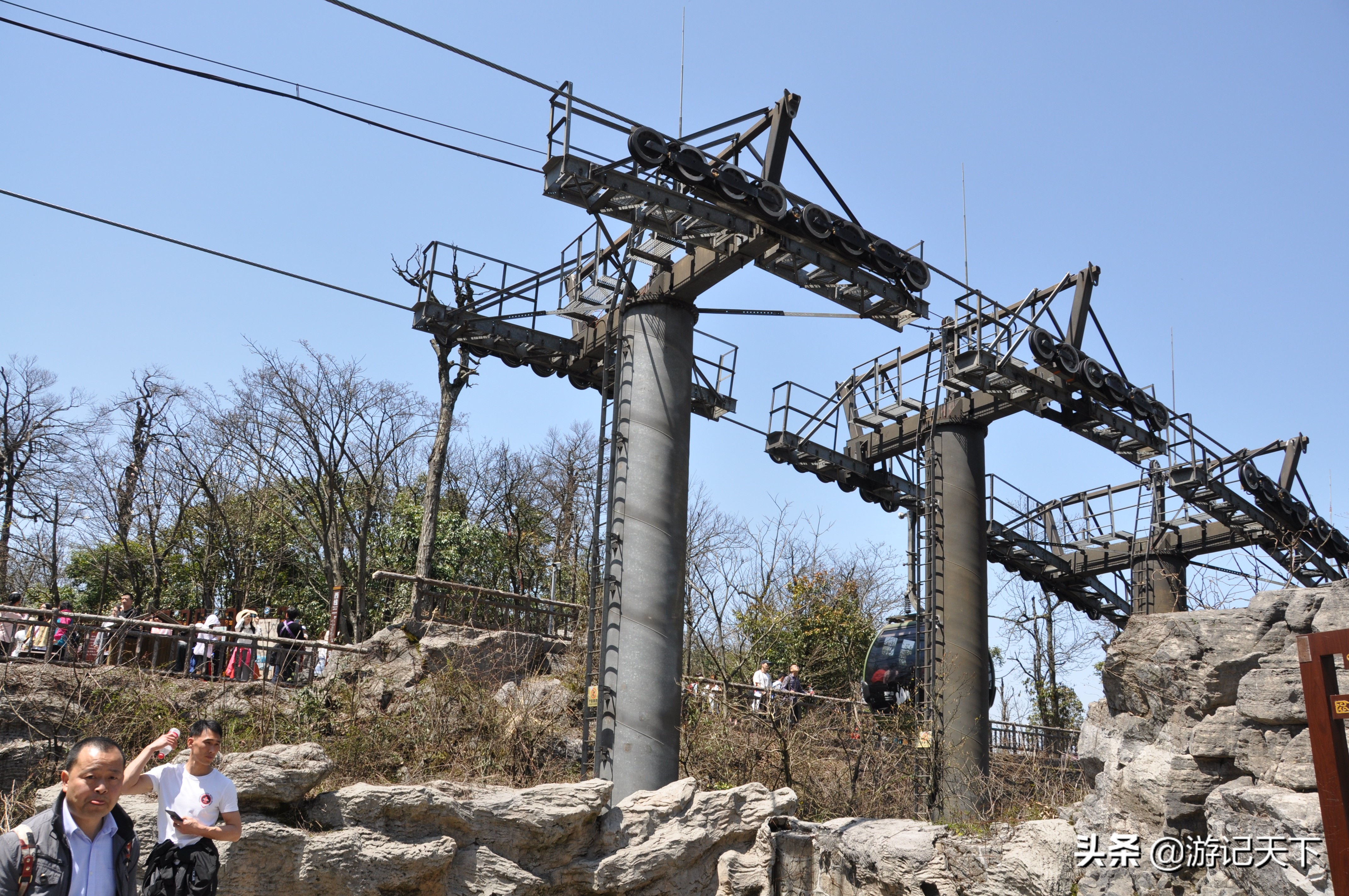 天门山未解之谜,天门山玻璃栈道