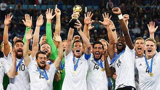 拜仁8000万后卫生涯迎来重大转折,拜仁惨遭惨案