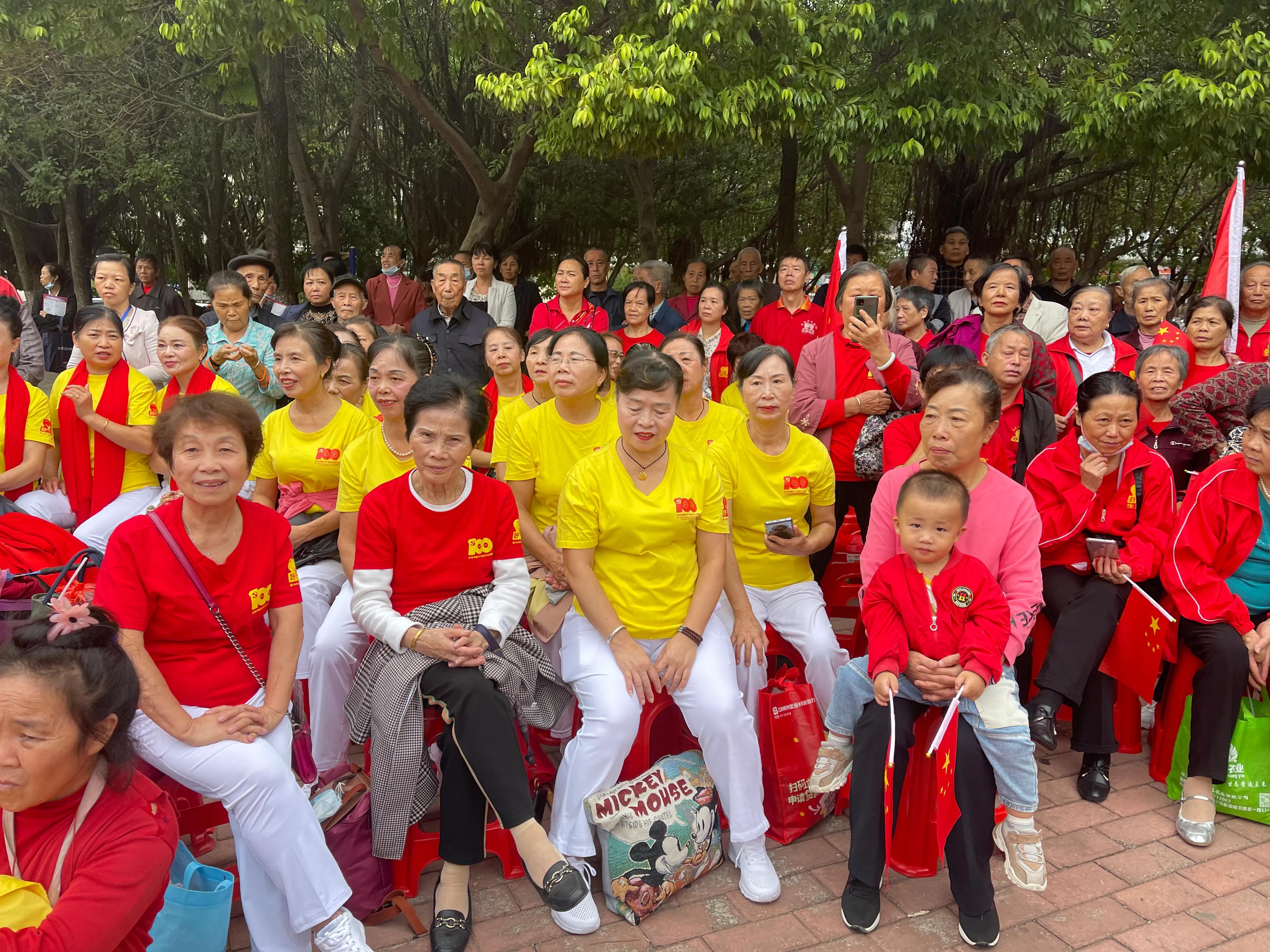 九九重阳节，浓浓敬老情,九九重阳节浓浓敬老情征文