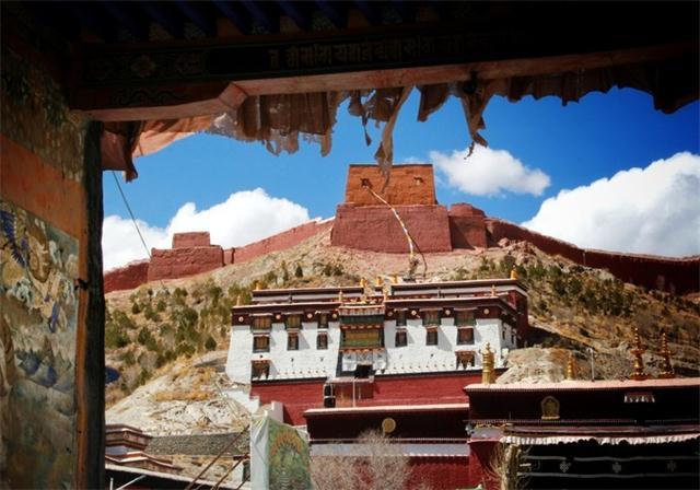 布达拉宫一座天堂的圣殿,布达拉宫最接近天堂的宫殿