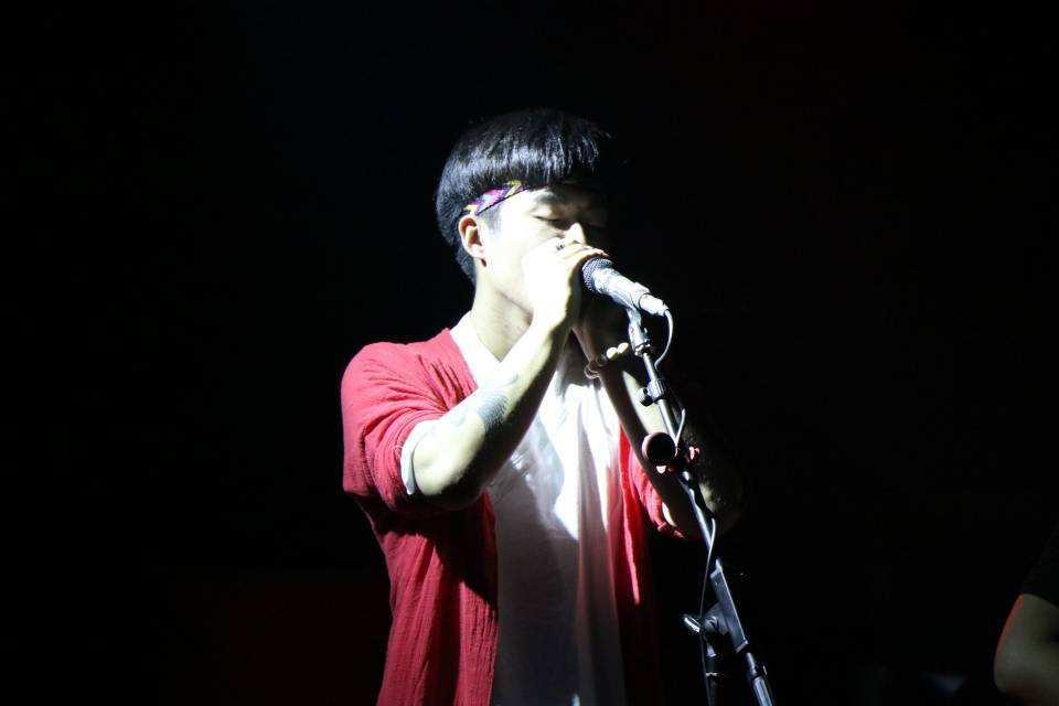 唱歌技巧:气息不足不稳,教你几个小妙招快速掌握它!