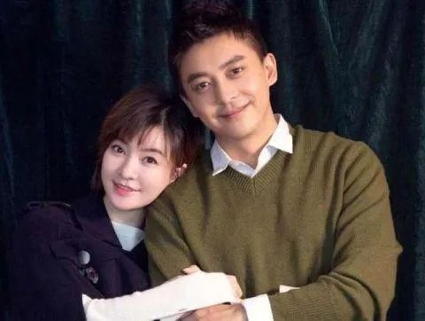 娱乐圈夫妻低调恩爱,李小萌与王雷吻戏视频