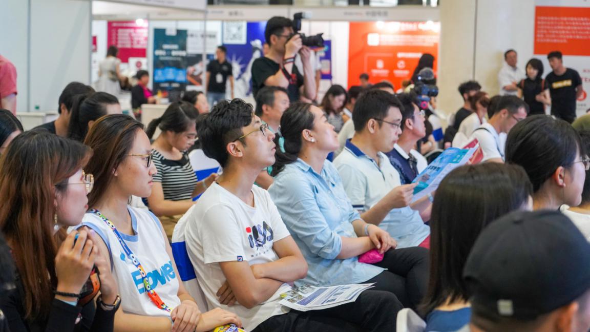 首度引入CollegeFair名校展，芥末留学为大连留学市场注入新活力