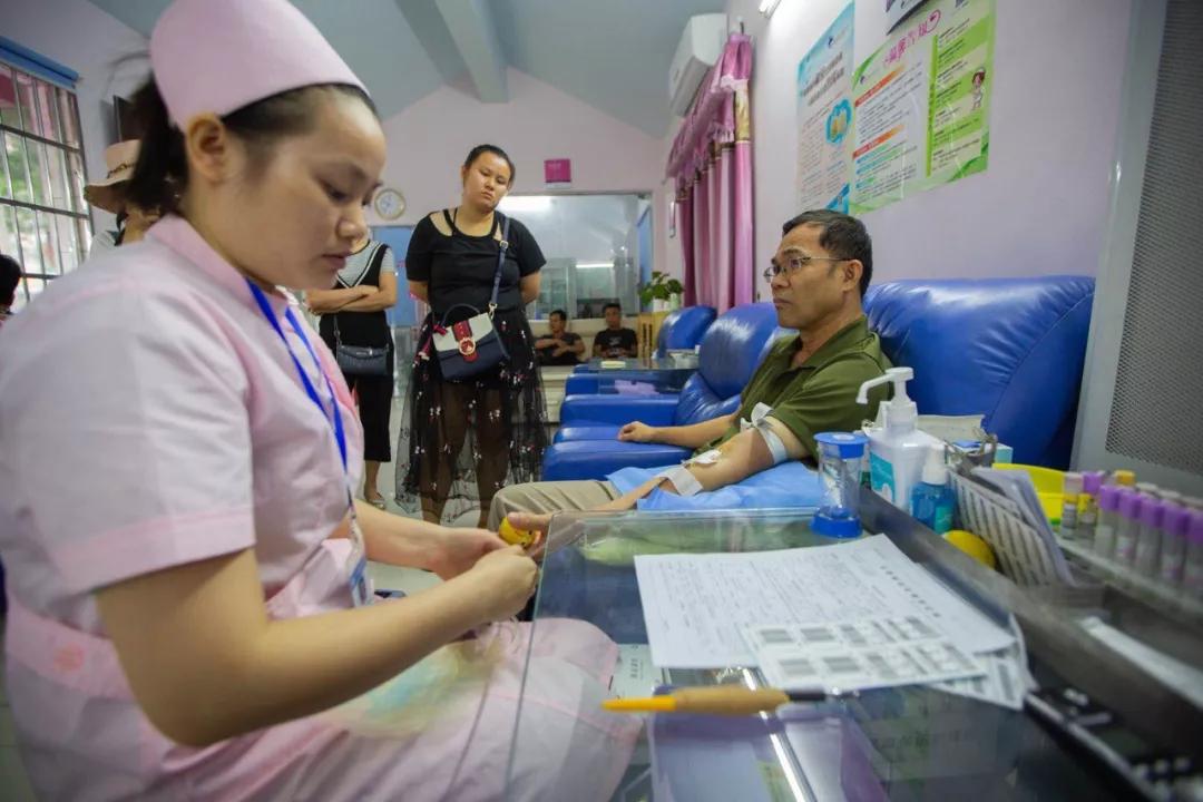 万宁市献血公益活动,海南无偿献血宣传活动
