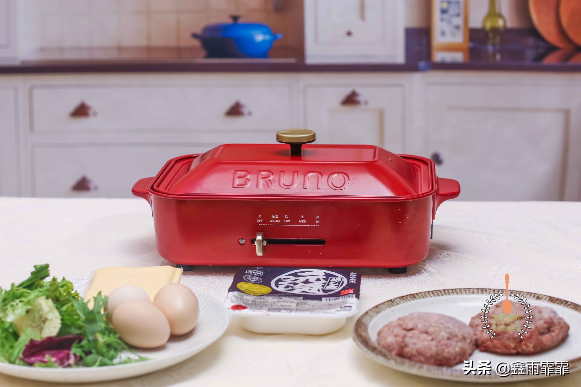 女儿最近迷上了美食,女儿喜欢吃汉堡