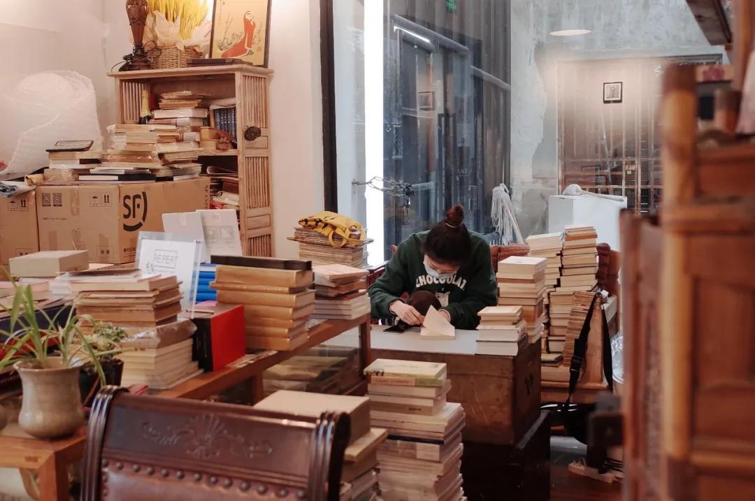 上海二手书哪里有售,上海二手书便宜市场