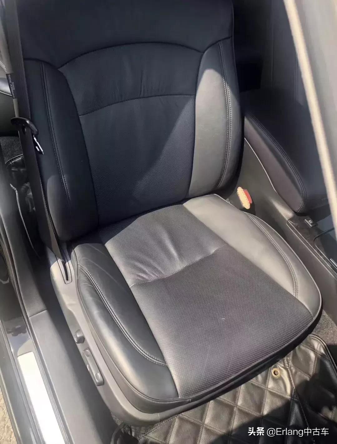 情怀皇冠最经典的12代,全新十六代丰田皇冠