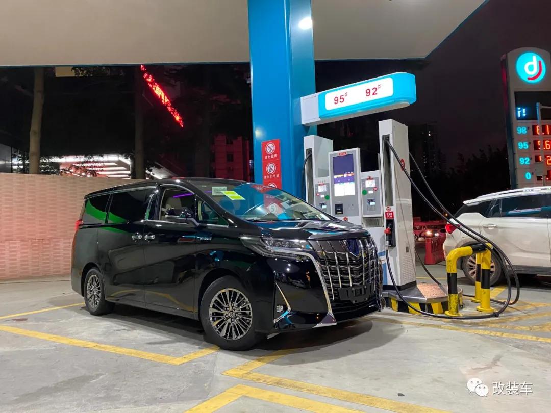 普通埃尔法改装世纪版,改装超帅埃尔法