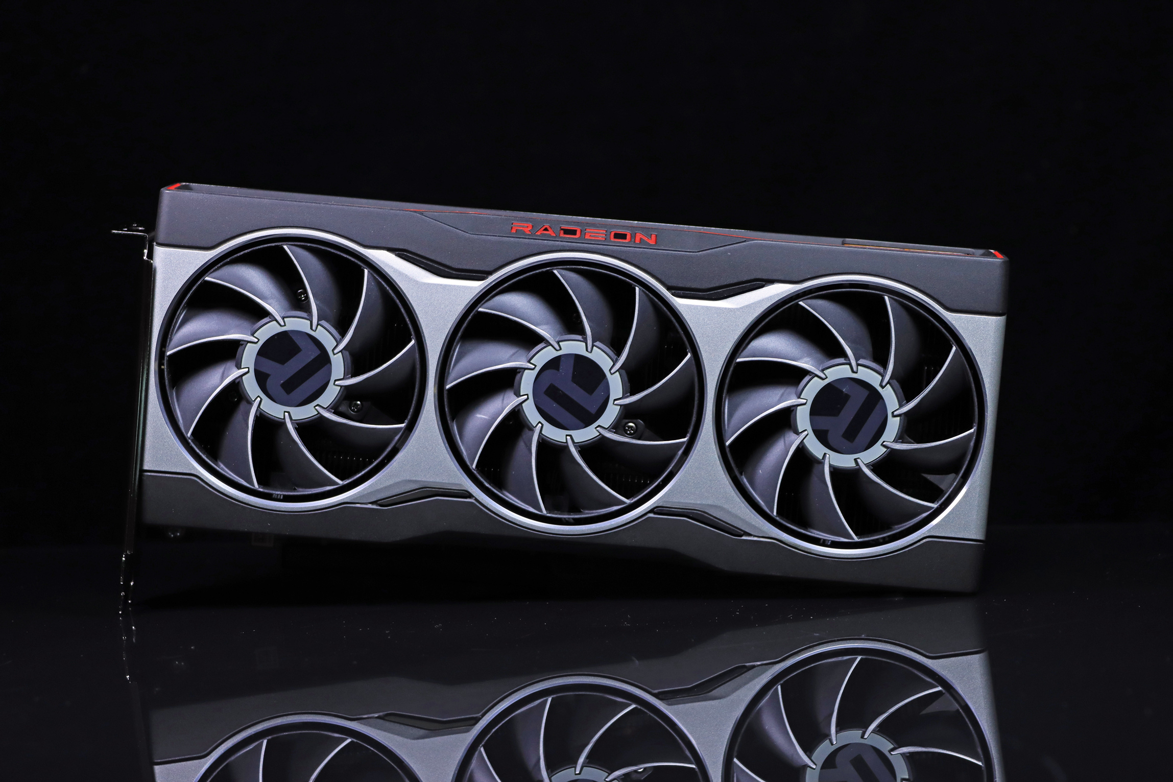 rx6800显卡相当于什么n卡,rx6800超白金显卡相当于什么水平