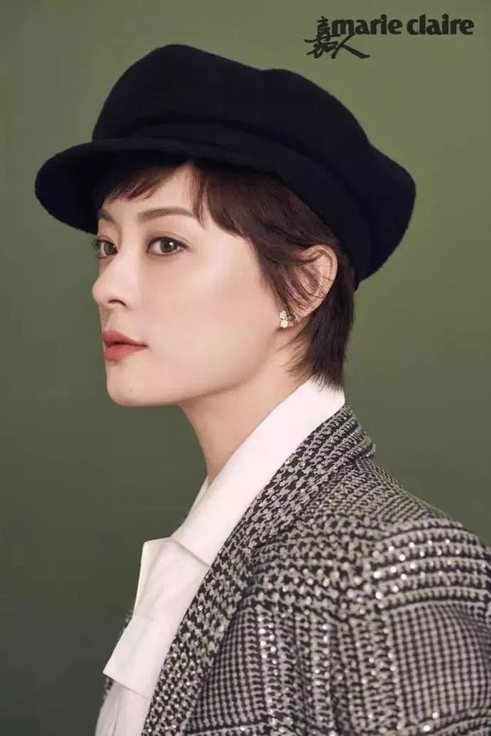 吴谨言模仿baby白头发,吴谨言与angelababy对比