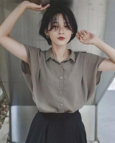 可盐可甜短发女生超a系穿搭,韩系风可盐可甜短发超美造型