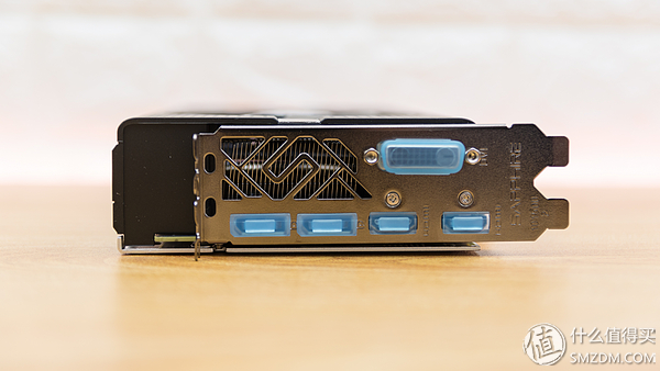 蓝宝石amdrx5804g,amd蓝宝石rx580多少w