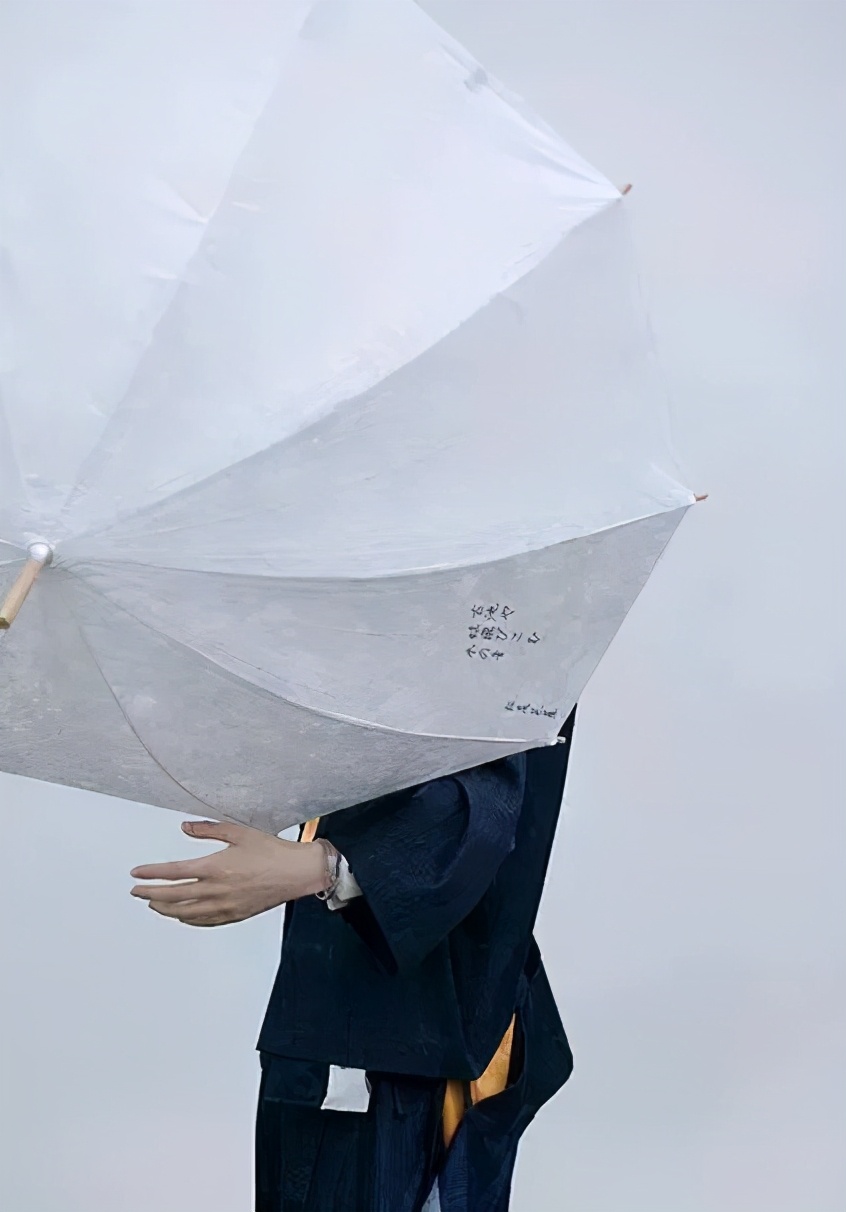 像布又像纸，广告物料材料—撕不烂的黑科技