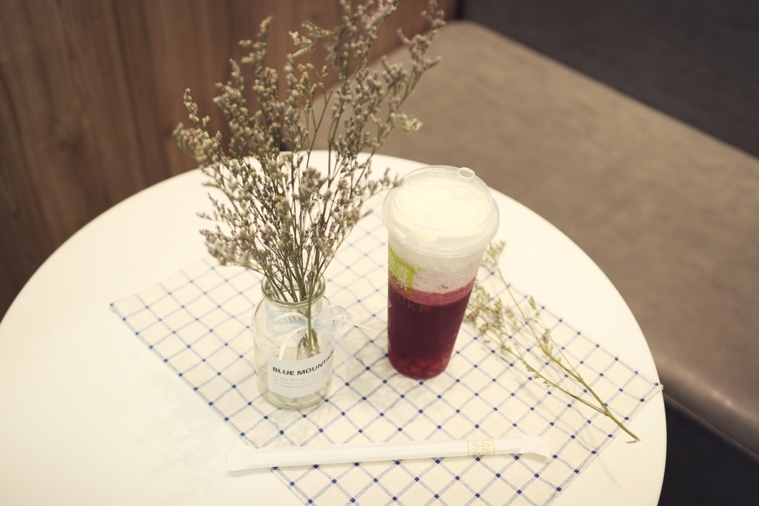 我替你们先喝了!奈雪の茶4月新品测评!