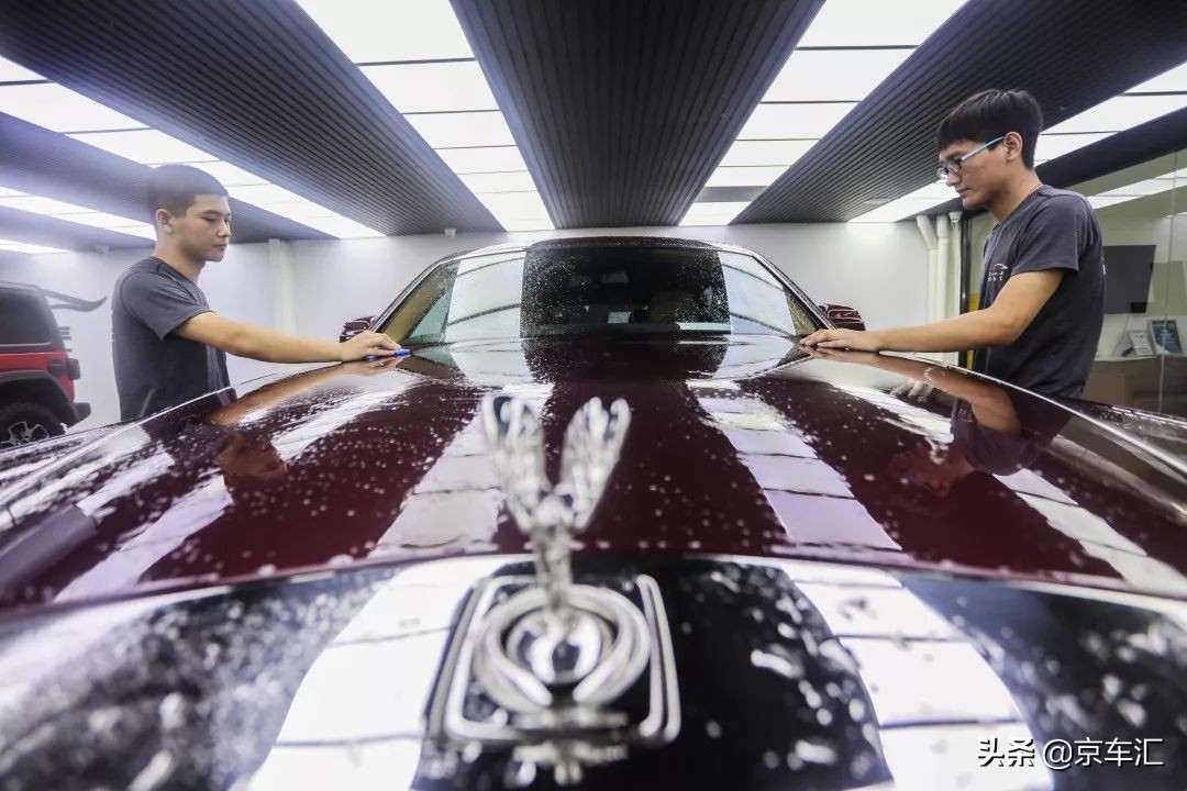 全球限量劳斯莱斯幻影龙版,全球限量版劳斯莱斯老爷车敞篷