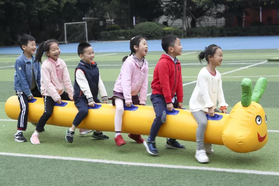 灏忔氮鎺㈡牎鏂板煄鍒嗘牎,灏忔氮鎺㈡牎宸濆ぇ