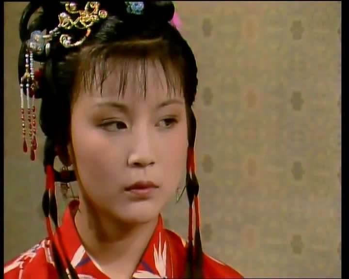 宝钗人情世故,薛宝钗为什么能讨贾母欢心