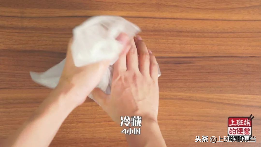 外焦里嫩的烤鸡怎么做,烤箱烤鸡怎么做到外焦里嫩