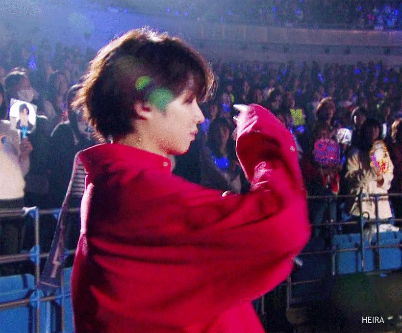 南韩神颜金发女爱豆宋雨琦,南韩第一代神颜男爱豆是谁