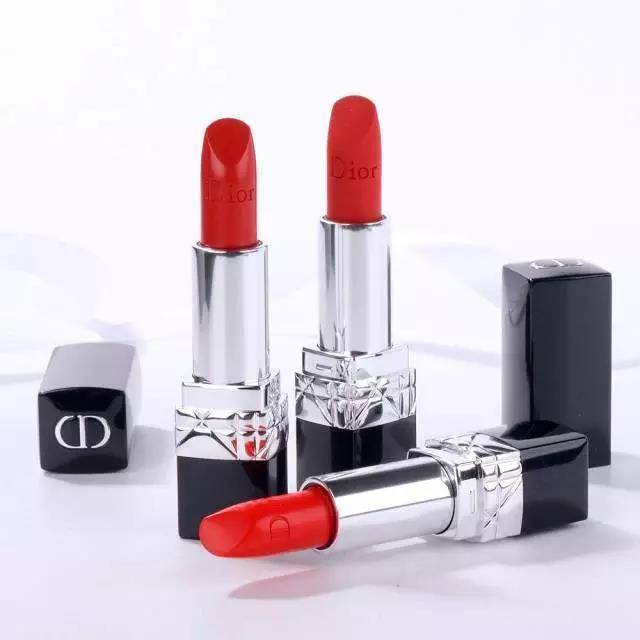 大牌口红色号排行榜前十名,黄皮深唇色必入大牌口红春夏