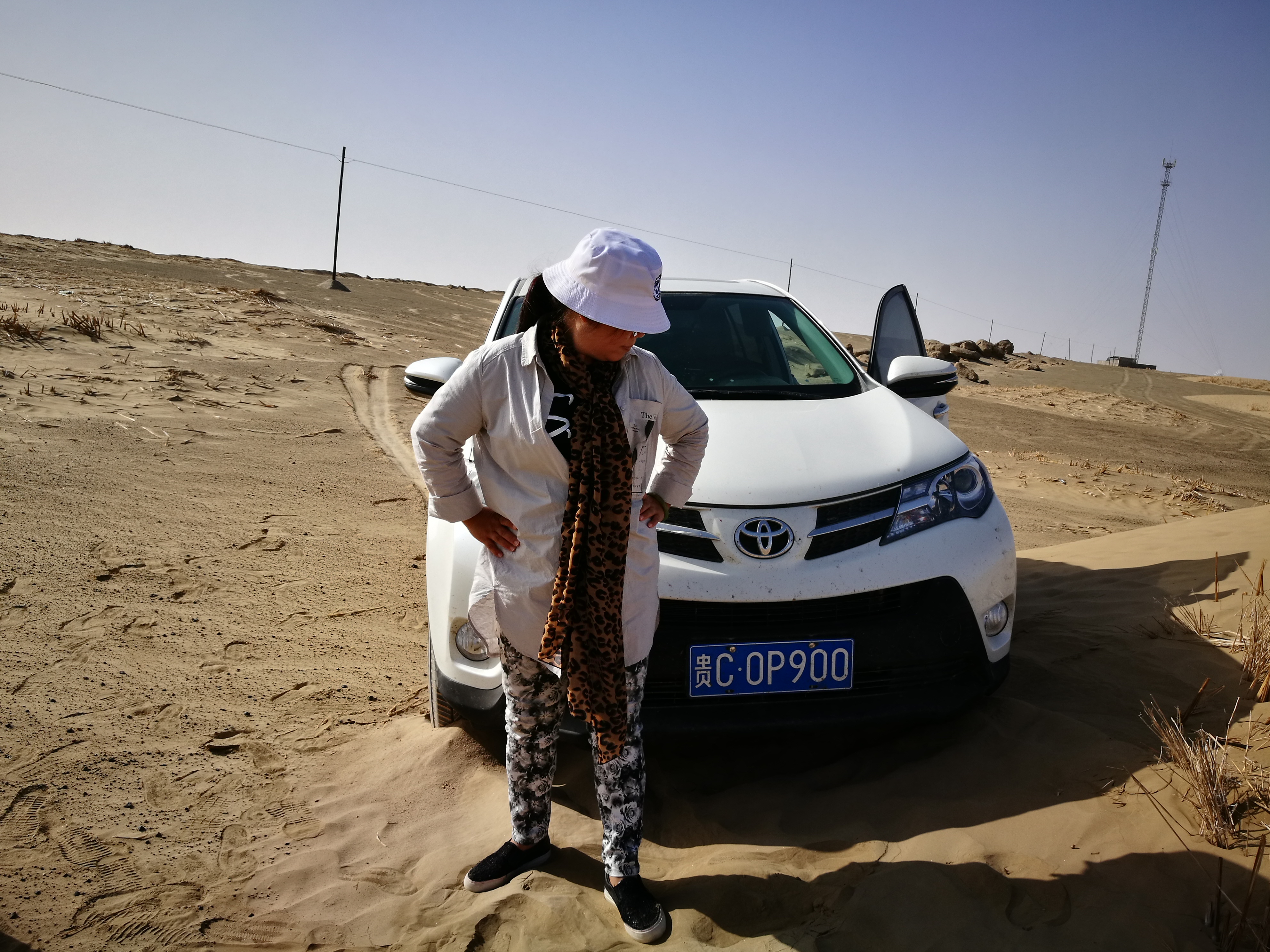 13000公里新手独驾*疆新**日记第23天——塔克拉玛干沙漠陷车自救