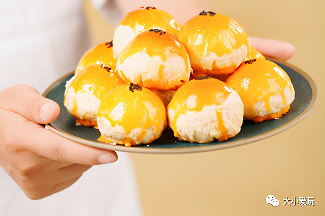 购物车里的宝贝们,购物车里装满了喜欢的零食