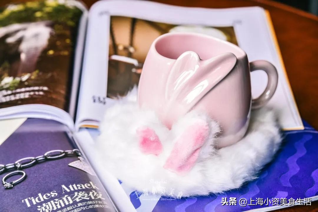 星巴克新品玉兔杯首发剧透！萌空血槽