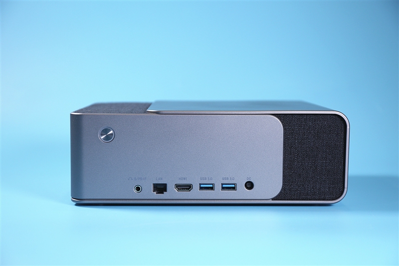 绝无仅有的超广角无畸变镜头,当贝f1对比4k投影仪